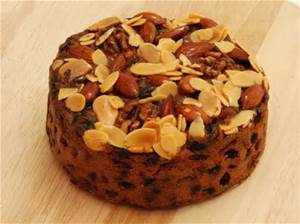 Nut cake