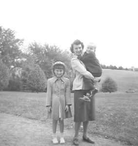 Mary, Lois, Gary 1951