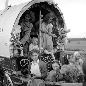 Travellers_Decorated_Caravan_(6136023633)